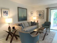 2Bdrm/1Bath Waterfront. Wilton Manors. Private Pool, Parking