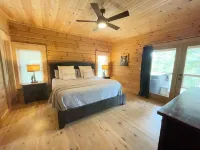 Hilltop Haven - Luxury Cabin w/ Mountain Views - Near NOC, Polar Express, Hiking