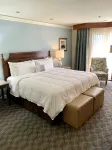 Luxury Riverfront Condo w/ sunrise & sunset views - 4-Star