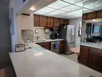 Oceanfront Condo - A Perfect Getaway! シー・アイル・シティのホテル