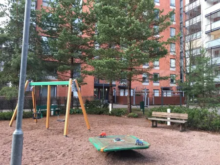 Nice apartment with sea view<br> Отели рядом с достопримечательностью «Lindbergin puutarha»