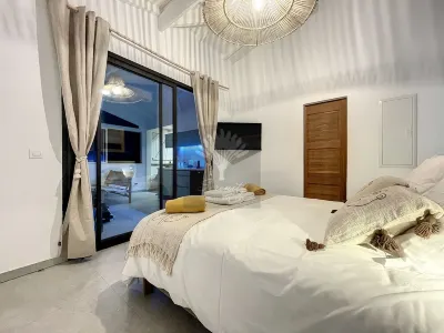 Appartement Serenity Vue mer Avec Piscine Privative