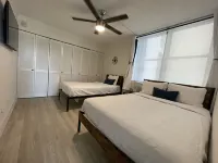 Eclectic Easeful Stay At The Keys!