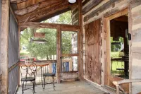New! Carolina Frost Cabin in Downtown Mocksville