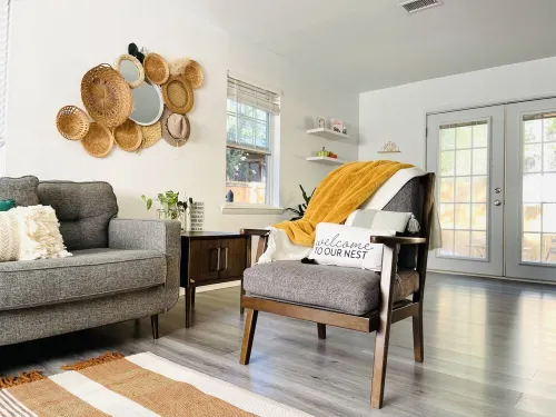 Complete Home 2.2 miles away from AIR FORCE! Hotels in Jacksonville