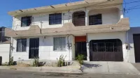 Rustic apartment with parking Hotels in 