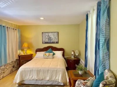 Guesthouse near LAX & Long Beach Airport Các khách sạn gần CSUDH OSHA Training Institute Education Center