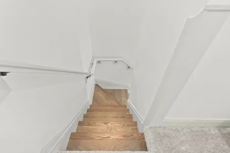 Historic Downtown Brownstone Completely Renovated!