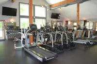 Condo < 1mi. from Mt. Snow / Free Shuttle