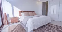VILLA CORONADO: Brand new, exquisitely decorated two story beach front condo. Hotels in 
