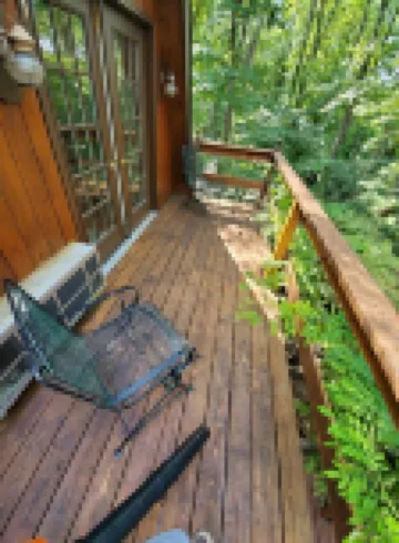 Log Cabin on the Lake