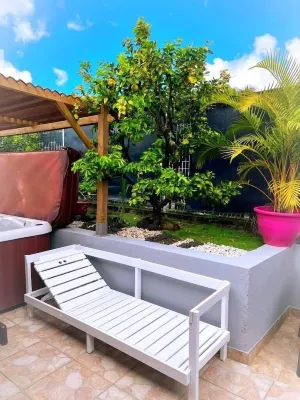 Bungalow pitaya 2 minutes from the beaches of sainte Luce