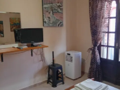 瑪麗亞連體別墅飯店 - 寧靜斯基亞凱爾基季基飯店 托羅尼住宿飯店