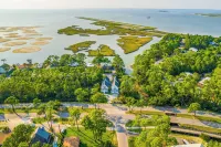 กระท่อมริมลำธารที่ Dauphin Island: เดินไปยังหาด Gulf! - บังกะโล