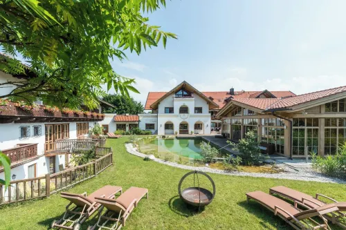 Posthotel Hofherr فنادق في Geretsried