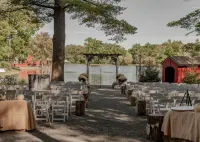 Memorytown USA Hotels in Swiftwater