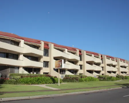 Sandrift Beachfront Apartments Hotels in Miami
