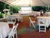 The Governor's Inn Hotels in Strafford County