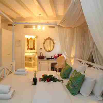 The Aigli Rooms