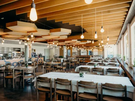 Bienenberg - Das Genusshotel im Grünen - Liestal Отели в г. Райнфельден