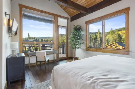 놀라운 이그제큐티브 프라이빗 애완동물 친화적인 집 - LR902 레드어닝 제공