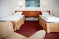 Motel Højmølle Kro Отели в г. 