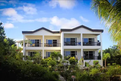 Serenity Cottages Hotels near Shoal Bay Beach