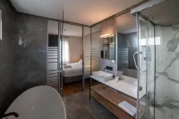 Grandi 32 Boutique Residence Hotels in Vimodrone