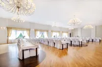Hotel Trzebnica - نادي رياضي