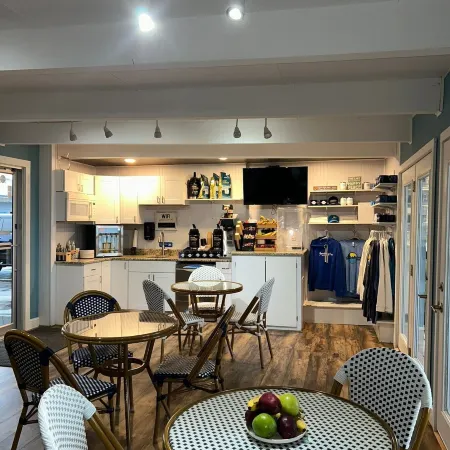 Beachfront Inn