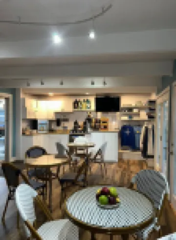 Beachfront Inn