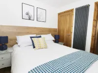 Fieldside Hotels in Muston