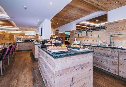 플라하우 호텔 내부 전경