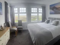 Beacon Country House & Luxury Shepherd Huts Hotels in Saint Agnes