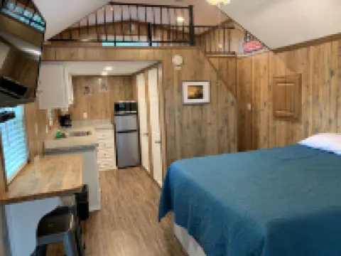 羅德朗納旅遊度假山林小屋