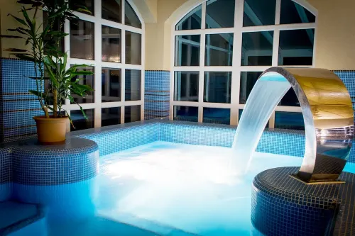 Bodrogi Kúria Wellness Hotel Hotels in Monor