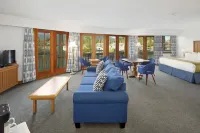 Canadian Princess Lodge & Marina Hotels in Ucluelet