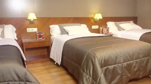 Hotel Avenida Hotels in Requena-Utiel