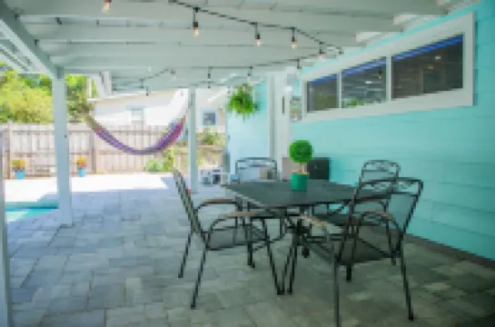 Family Home w/ Private Pool & Yard Only 24 Mi to Disney!