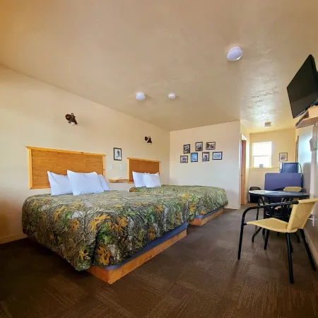 Flaming Gorge Hideout Отели в г. Манила