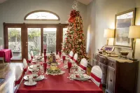 Weller Haus Bed, Breakfast & Event Center Hotels in Campbell County