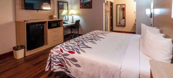Quality Inn Bishop Near Mammoth Hotels in Inyo County