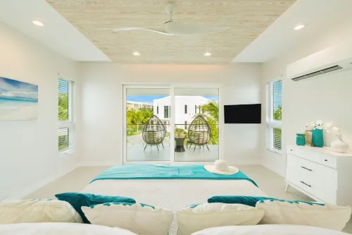 Villa DelEvan 4A / 1-bedroom villa on the Grace Bay Beach,