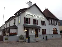Logis Hôtel Restaurant de la Poste - parking