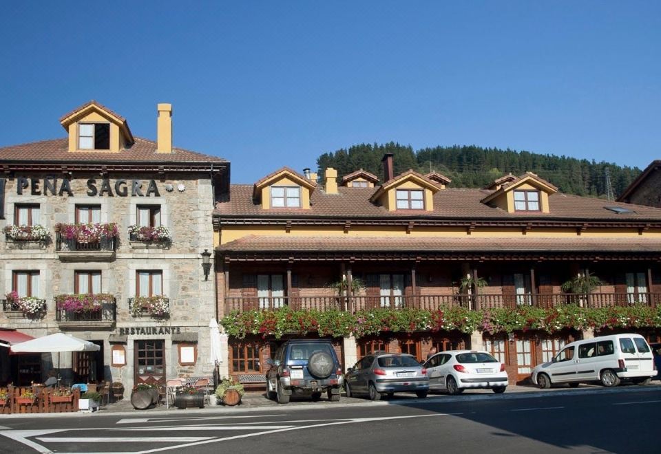 hotel overview picture