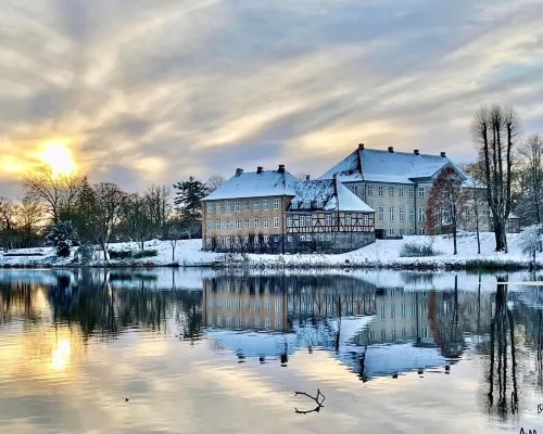 Skjoldenæsholm Slot Hotel & Konferencecenter Hotels in Jystrup