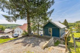 Mountain Koru Near Trails & Town 2 Bedroom Cabin