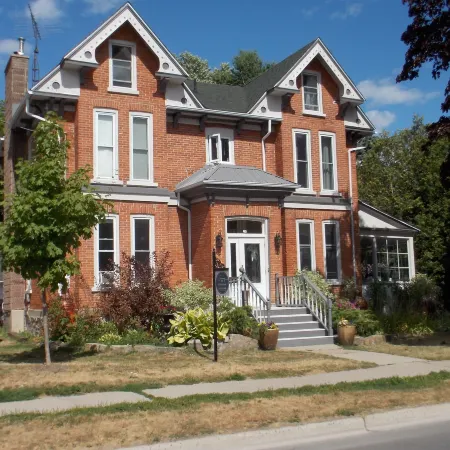 Seaway Manor B&B