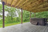 Cozy Amish Country Cabin on Shipshewana Lake! - Homestays