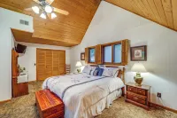Family Cabin & Deep Gap Game Room & Scenic Views - Tiny houses